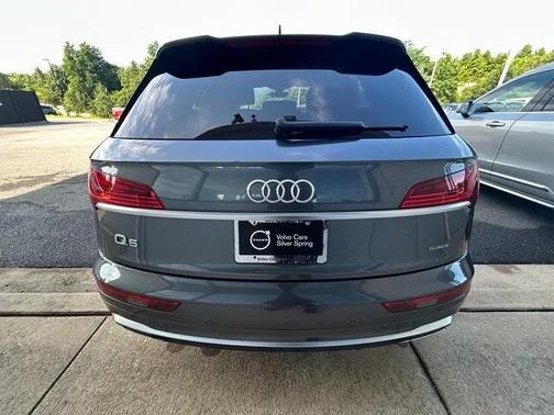 2022 Audi Q5 45 S line Premium