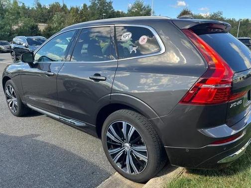 2023 Volvo XC60 B5 Plus Bright Theme