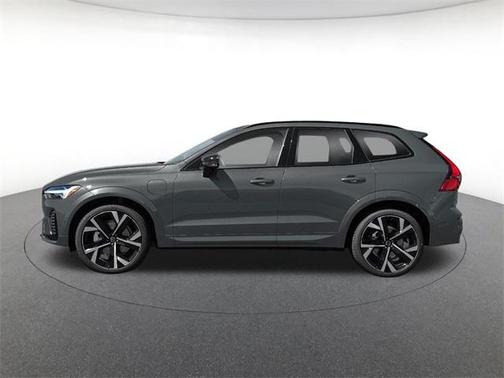 2026 Volvo XC60 Plug-In Hybrid Black Edition Ultra, T8 AWD Electric/Gasoline, Dark