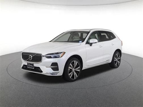 2022 Volvo XC60 B6 Inscription