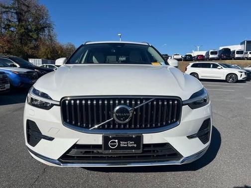 2022 Volvo XC60 B6 Inscription