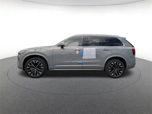 2025 Volvo XC90 B6 Plus 6-Seater