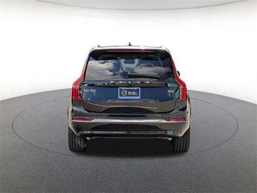2026 Volvo XC90 B6 Ultra 6-Seater