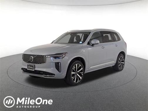 2025 Volvo XC90 B6 Core