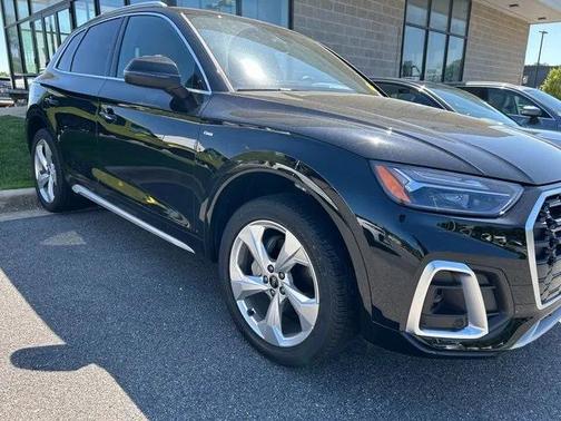 2024 Audi Q5 45 S line Premium Plus