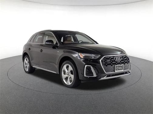 2024 Audi Q5 45 S line Premium Plus