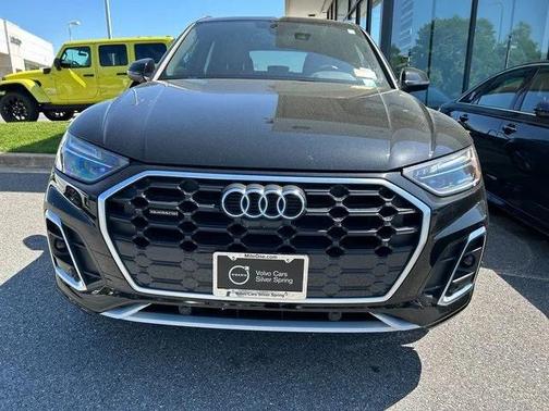 2024 Audi Q5 45 S line Premium Plus