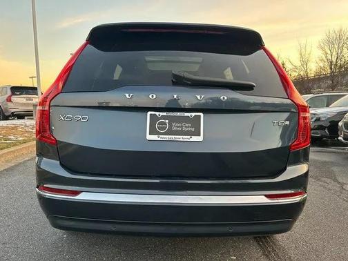 2025 Volvo XC90 Plug-In Hybrid T8 Plus 7-Seater