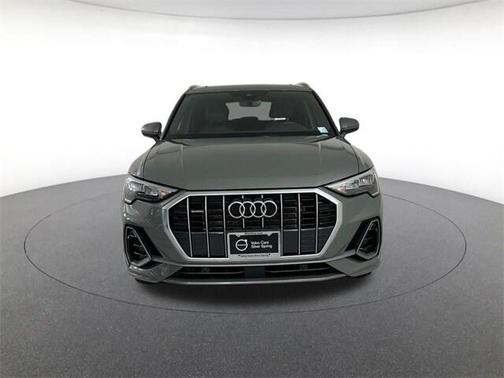 2022 Audi Q3 45 S line Premium