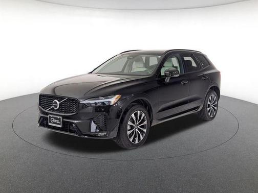 Onyx Black Metallic 2024 Volvo XC60 B5 Plus Dark Theme