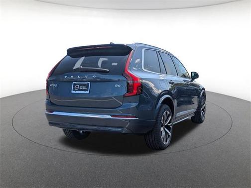 2025 Volvo XC90 B6 Core