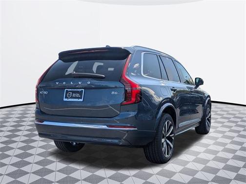 2025 Volvo XC90 B6 Core