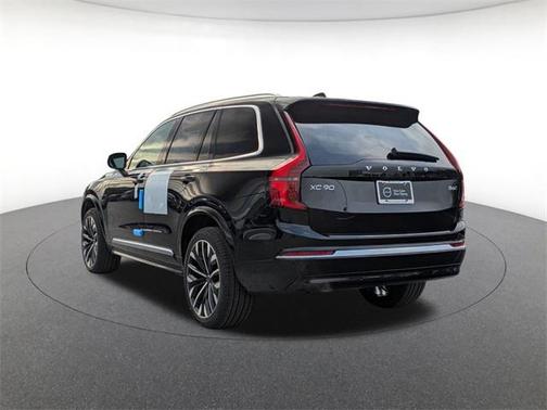 2025 Volvo XC90 B6 Ultra