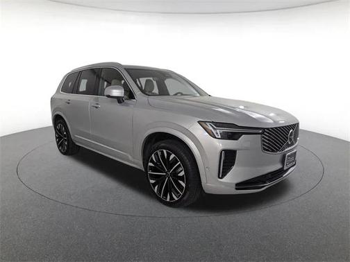 2025 Volvo XC90 B5 Plus 7-Seater