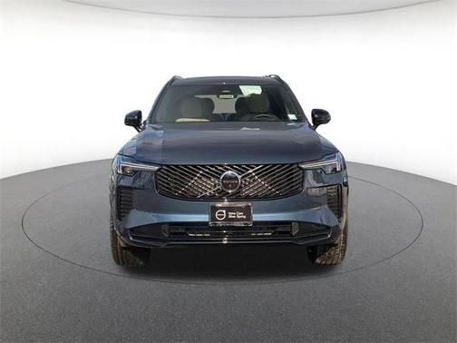 2026 Volvo XC90 Ultra Dark Theme, B6 AWD Gas (mild hybrid), Gasoline, 6 Seats