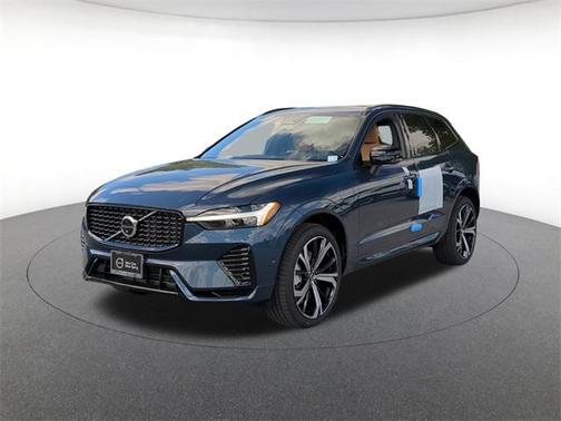 2025 Volvo XC60 Plug-In Hybrid T8 Ultra