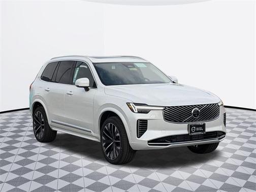 2025 Volvo XC90 Plug-In Hybrid T8 Ultra 7-Seater