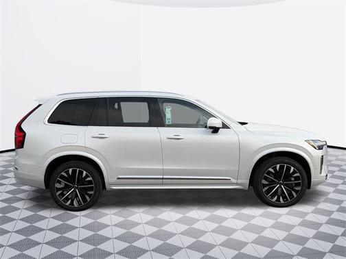 2025 Volvo XC90 Plug-In Hybrid T8 Ultra 7-Seater