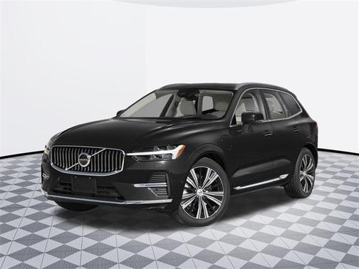 2025 Volvo XC60 B5 Ultra Black Edition