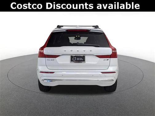 2023 Volvo XC60 B5 Plus Bright Theme