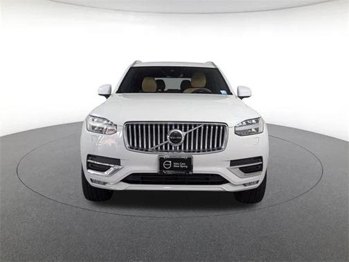 2022 Volvo XC90 T6 Inscription
