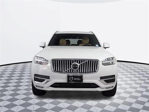 2022 Volvo XC90 T6 Inscription