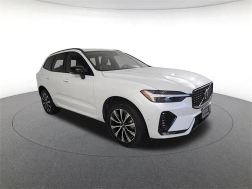 2025 Volvo XC60 B5 Plus