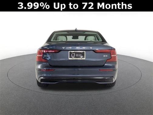 2024 Volvo S60 B5 Plus Dark Theme