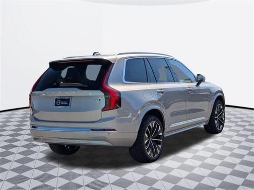 2025 Volvo XC90 B6 Ultra