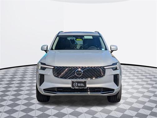 2025 Volvo XC90 B6 Ultra