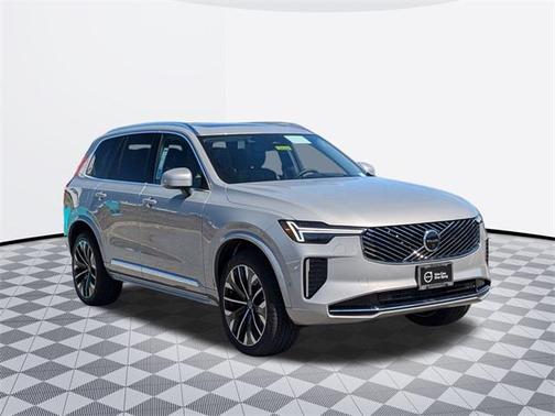 2025 Volvo XC90 B6 Ultra