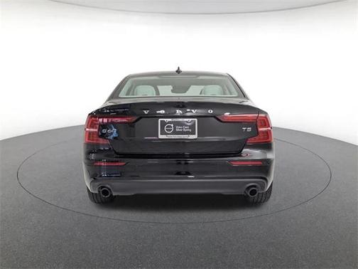 2020 Volvo S60 T5 Momentum
