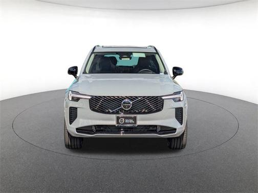 2026 Volvo XC90 B6 Ultra Dark Theme 7-Seater