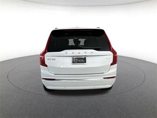 2024 Volvo XC90 Recharge Plug-In Hybrid T8 Plus Bright Theme 7-Seater
