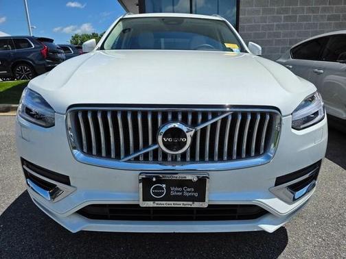 2024 Volvo XC90 Recharge Plug-In Hybrid T8 Plus Bright Theme 7-Seater