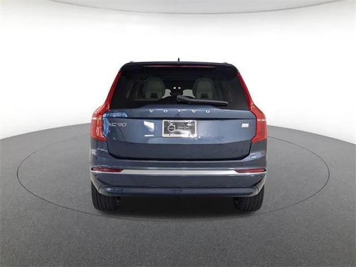 2024 Volvo XC90 Recharge Plug-In Hybrid T8 Ultimate Bright Theme 7-Seater