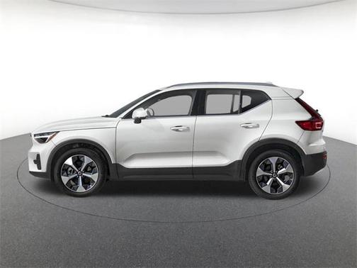 2026 Volvo XC40 Plus, B5 AWD Gas (mild hybrid), Dark