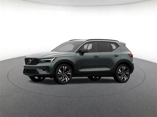 2026 Volvo XC40 Ultra, B5 AWD Gas (mild hybrid), Dark