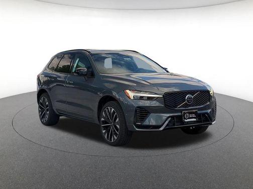 Forest Lake 2026 Volvo XC60 Plug-In Hybrid Ultra, T8 AWD Electric/Gasoline, Dark