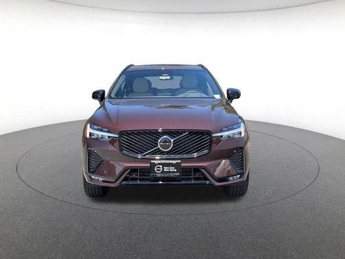Mulberry 2026 Volvo XC60 B5 Core