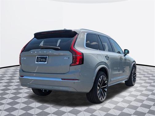 2025 Volvo XC90 B6 Ultra