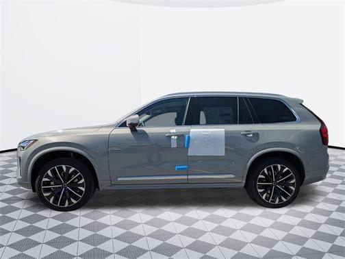 2025 Volvo XC90 B6 Ultra