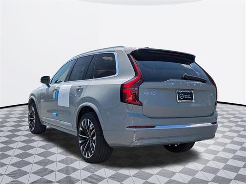 2025 Volvo XC90 B6 Ultra
