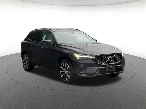 2025 Volvo XC60 Plus