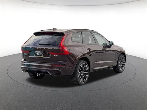 2026 Volvo XC60 B5 Ultra