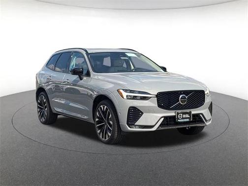 2026 Volvo XC60 B5 Ultra