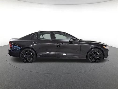2024 Volvo S60 Recharge Plug-In Hybrid T8 Plus Black Edition