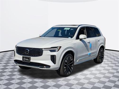 2025 Volvo XC90 Plug-In Hybrid T8 Plus 7-Seater