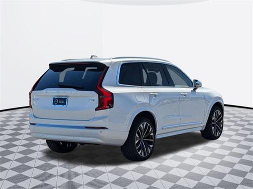 2025 Volvo XC90 Plug-In Hybrid T8 Plus 7-Seater