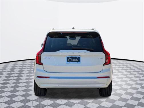 2025 Volvo XC90 Plug-In Hybrid T8 Plus 7-Seater